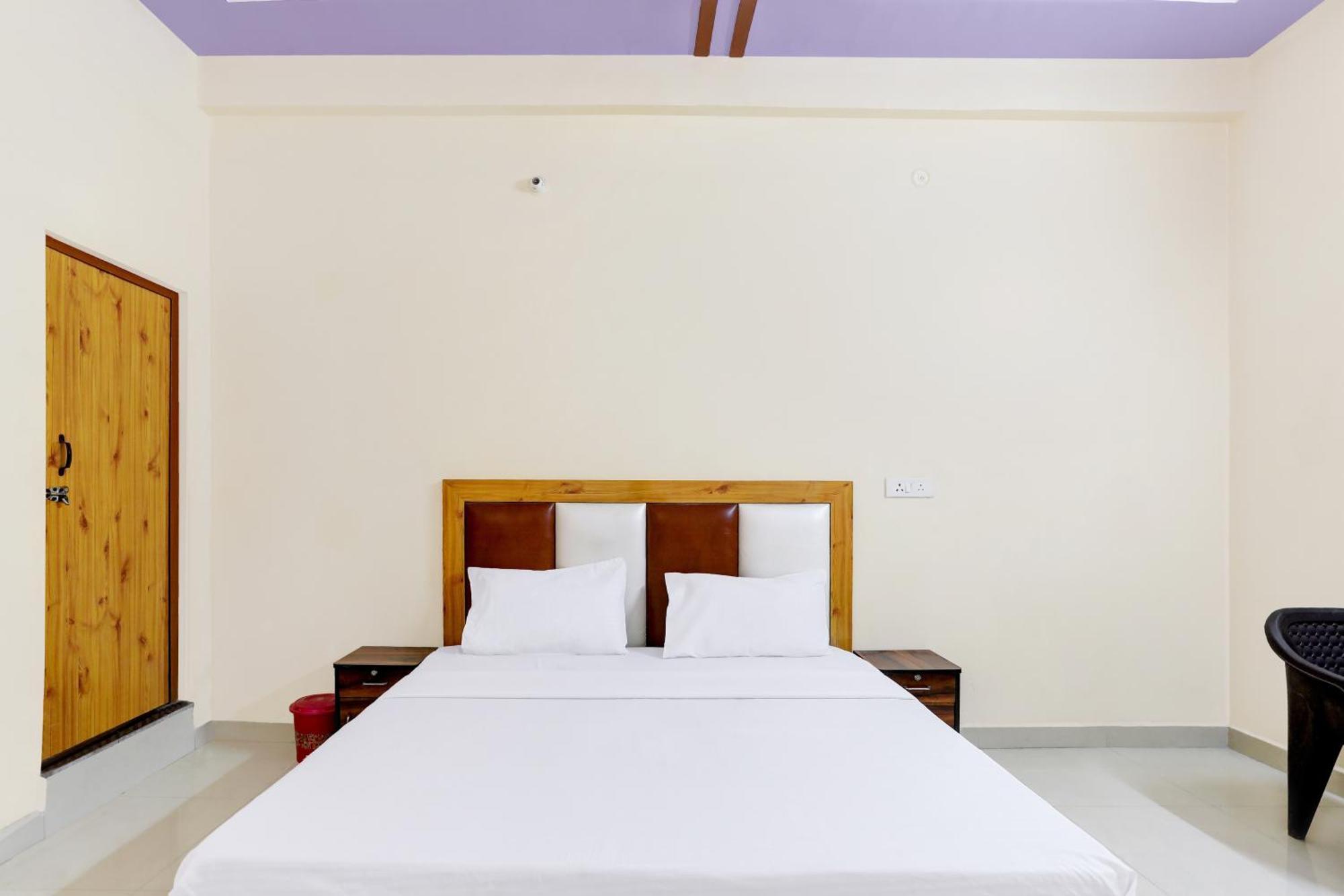 Hotel O Blu Moon Газиабад Экстерьер фото